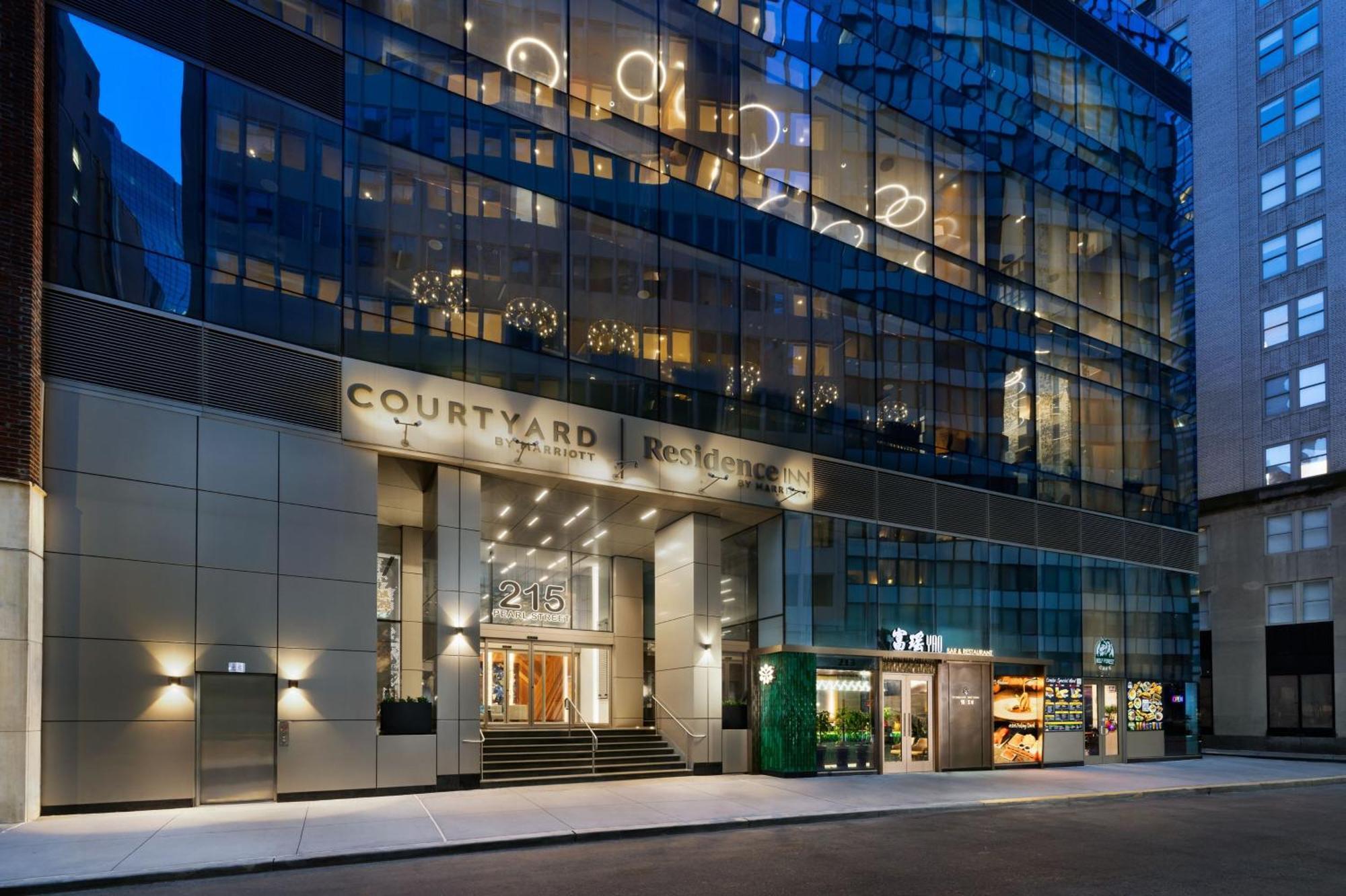 Courtyard New York Downtown Manhattan/Financial District Hotel Exterior photo